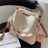 Lilideco Single shoulder bag 2024 women's bag new hot style fashion portable bucket bag high-end sense of fashion versatile crossbody bag