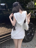 Lilideco American White Sleeveless Hooded T-shirt for Women 2024 Sumemr New  Tops Mujer Y2k Grunge Slim Fit  Tee Shirt