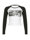 Lilideco Figure Graphic Raglan Long Sleeve Crop Top